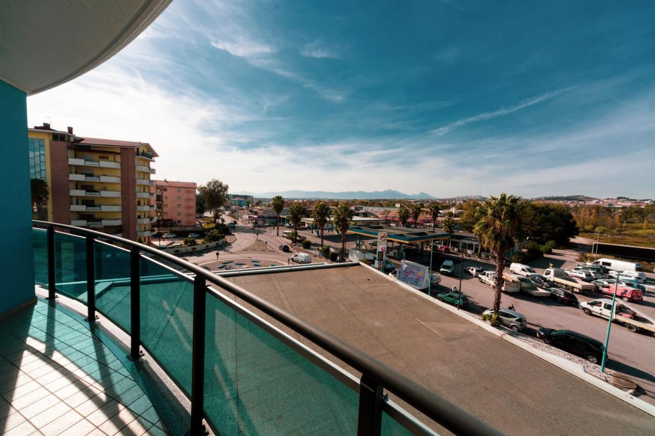 B&B Palazzo Del Toro Montesilvano Marina Buitenkant foto