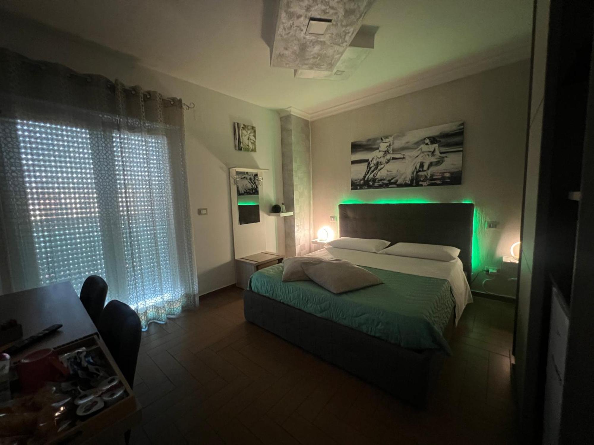 B&B Palazzo Del Toro Montesilvano Marina Buitenkant foto
