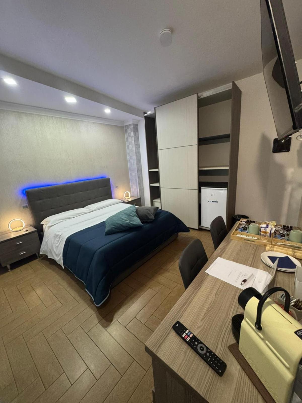 B&B Palazzo Del Toro Montesilvano Marina Buitenkant foto